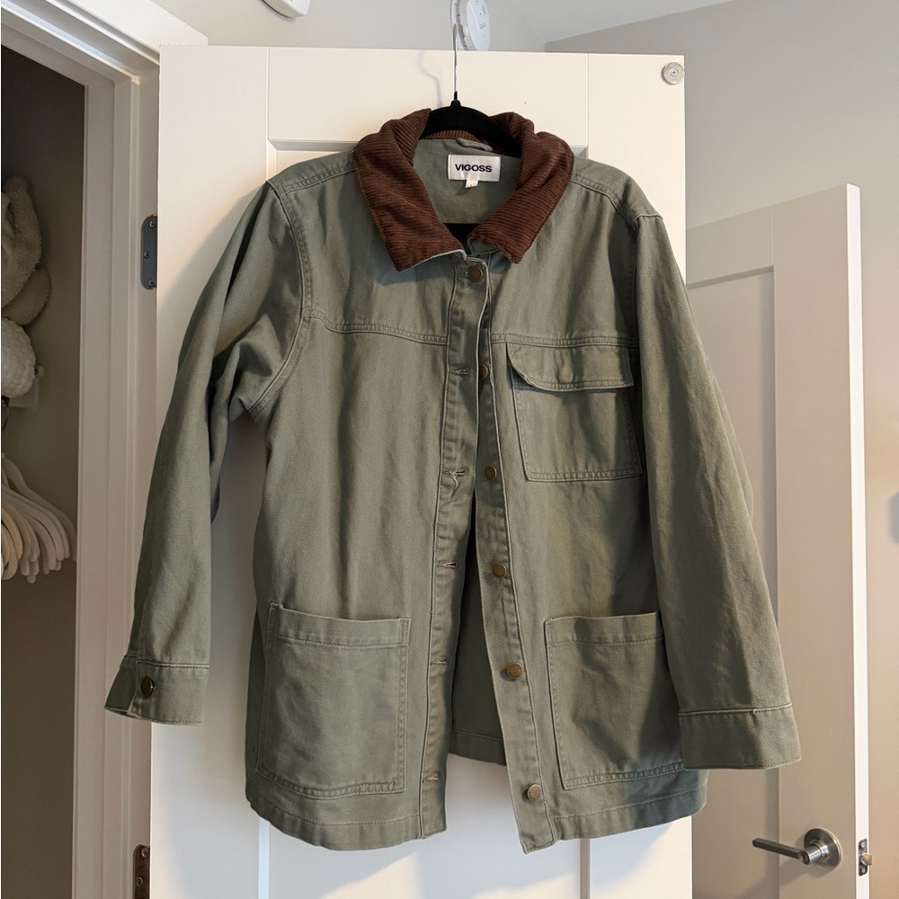 Vigoss Brown and Green Apparel